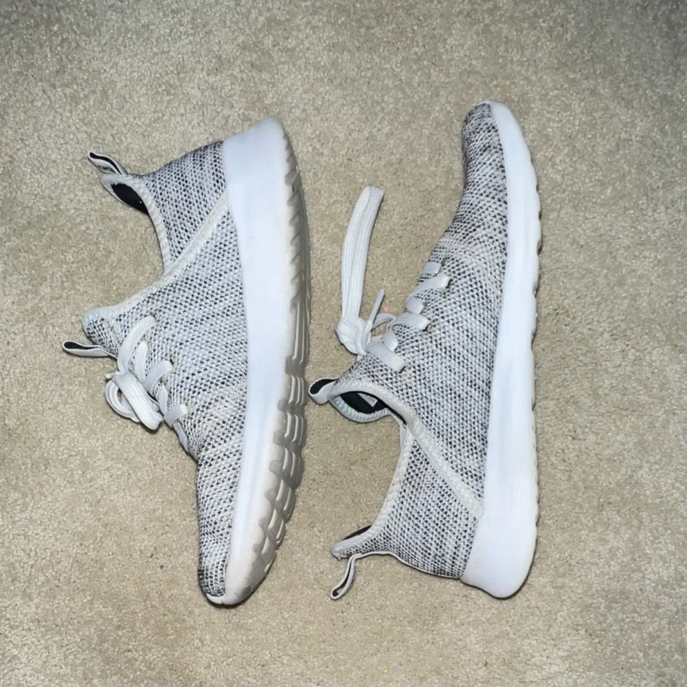Adidas Cloudfoam Pure Women Running Shoes White Black Knit DB0695 Size 7